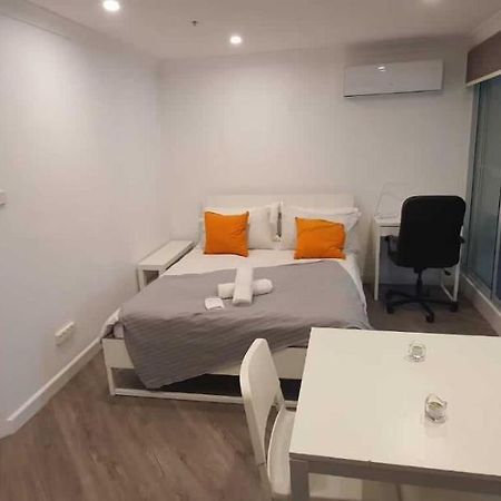 Dana-Cozy Studio With Shared Entry In The City Canberra Exteriér fotografie